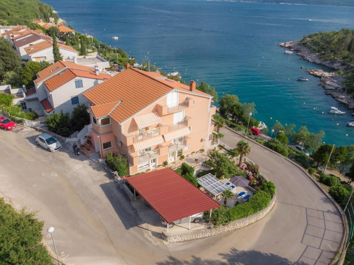 Apartments Zorica Драмаль Екстер'єр фото