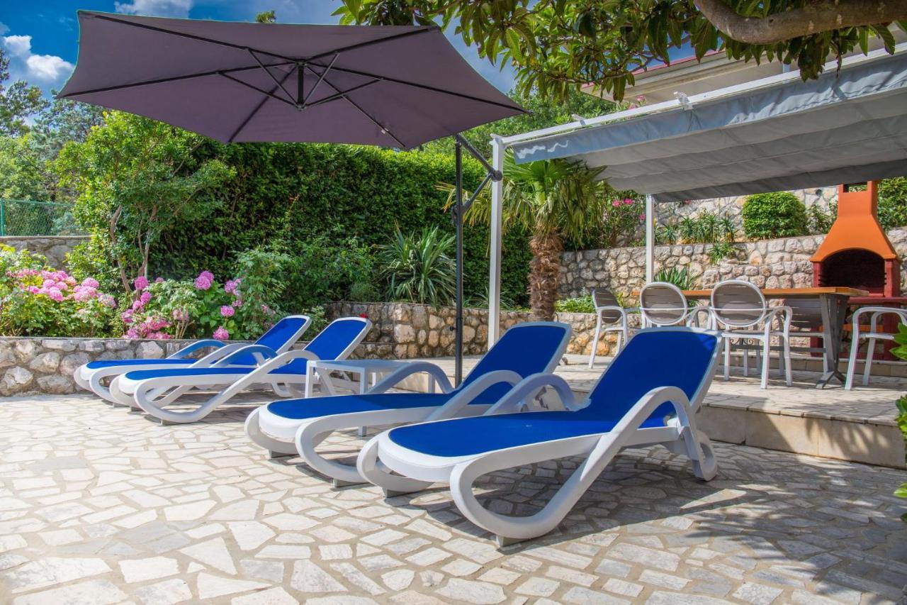Apartments Zorica Драмаль Екстер'єр фото